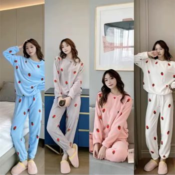 CONJUNTO PIJAMA FRUTA PLUSH